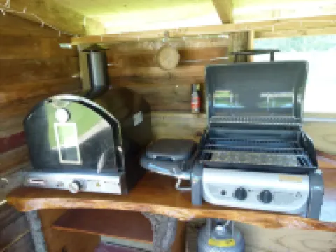 Wacky Stays - Unique Farm-Stay Glamping Rentals, Free Animal Feeding Tours