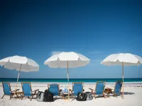 Eleven Bahama House Hotels in Dunmore Town