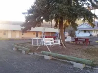 Riverside Motel فنادق في برايس