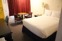 Grapevine Inn Hotels in Chautauqua