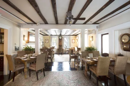 The 1770 House Restaurant & Inn