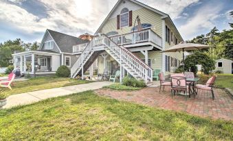 Waterside Haven on Milton Pond w/ Deck & Boat Dock