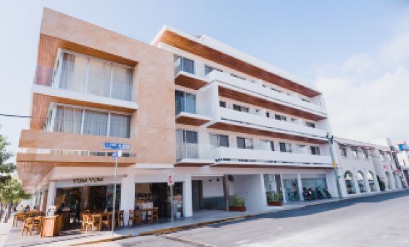 Antera Hotel & Residences