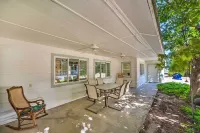 Caldwell Country Home on Quiet Acreage - Pet-friendly