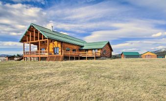 Stunning Mountain-View Ranch on 132 Acres!