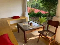 Jungle House Hotels in Unawatuna
