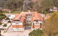Pousada Das Hortênsias Hotel dekat Centro Capivari