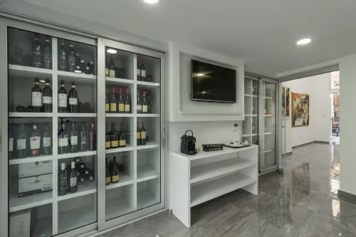 Art & Wine Boutique Hotel - Apartments