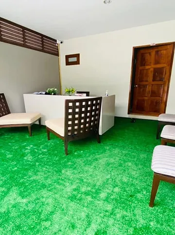 รูปภาพของจันทร์ไพลิน โอมาซ่า