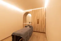 Luster Hotel - ที่มีสปา