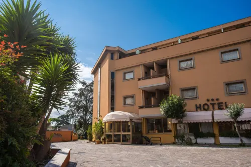 Hotel Santa Maura - Bares