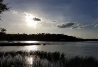 Axtons Bass City Lake Front Resort Hotel a Alba