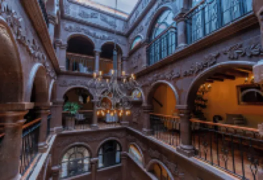 Five Queens Boutique Hotel