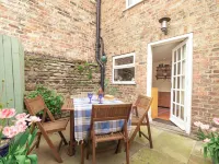 Chapel Cottage Hotels in Stillington