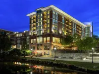 Hampton Inn & Suites Greenville-Downtown-RiverPlace Hotels near Grace Church - Downtown