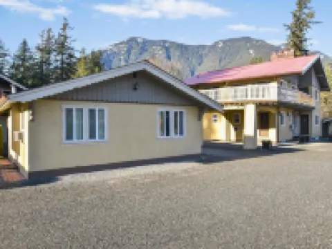 Richca Chalets Resort ホープのホテル