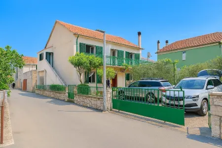 Apartments Ivana Отели в г. Drage