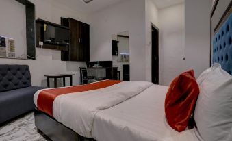 Hotel Golden Palace Residency