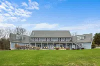 Lakefront 6BR Retreat with Private Dock, Huge Deck & Epic Seneca Views