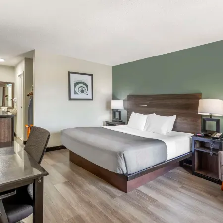 Quality Inn & Suites