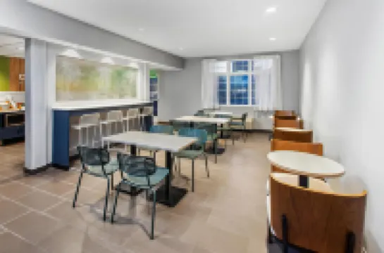 Spark by Hilton Rochester South Hotels in Rochester