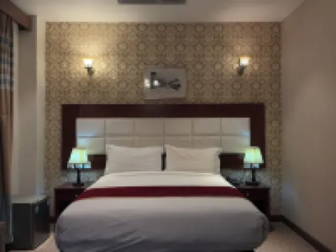 Ratna Hotel Hotels in Biratnagar