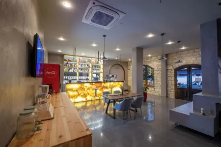 Hotel Ble Ble Vlore Отели в г. Radhime