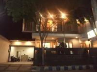 Alloro Boutique Hotel Pacitan