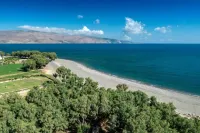 Seaview Studio in Beautiful Setting West from Chania