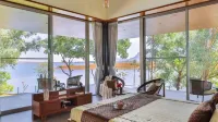 Nature's Island Hotels in Zarwad Bk