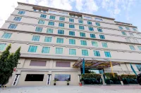 Grand Sya Hotel Hotels in Palu
