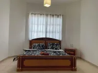 Private room in a villa. With attached bathrom Hotel in zona Sheikh Khalifa Palace Masjid