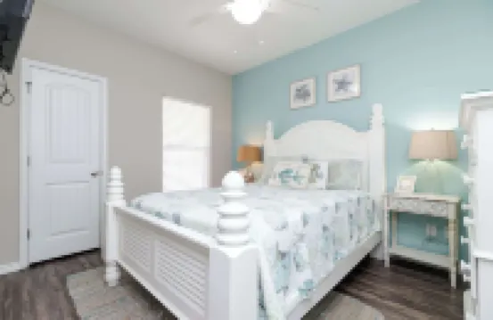 Fun 4 Bedroom Resort Pool Sleeps 12
