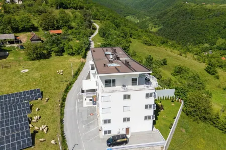 Sky Rise Отели в г. Novi Grad Sarajevo