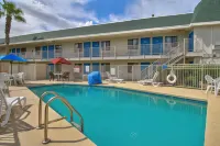 Motel 6 Yuma, AZ - East - piscina