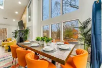 HUGE 5BR Private Pickleball, Basketball, Theater!