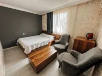 Çigli Vegas Pansiyon Hotel a Distretto di Menemen