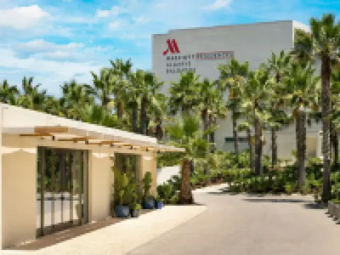 แมริออท เรสซิเดนซ์ ซัลกาโดส รีสอร์ท อัลการ์ฟ โรงแรมในอัลบูเฟรา