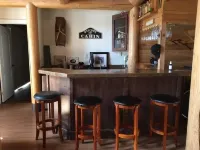 Luxurious & spacious log cabin rental. Family friendly. Lots of amenities.