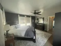Cape Cod cottage close to Prembroke Creek