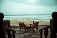 Black Beach Resort - Beach