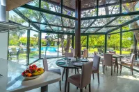 Cottage House - A la Carte Full Board - Adult Only