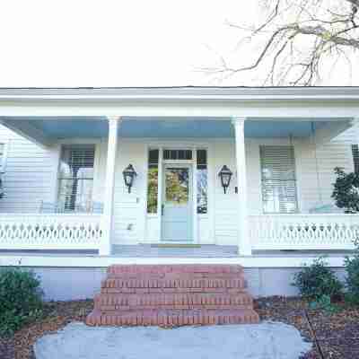 Macon's Historic Tatnall House Hotel Exterior