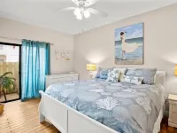 The Horizon Hideaway • Walk To The Beach!