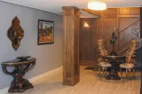 Spacious 6-bedroom house in Federation Park Port of Spain with AC, WiFi