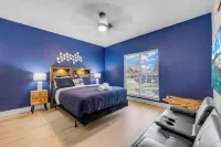 DFW  Lux Resort  Golf Sleeps 20+ PingPong PS5