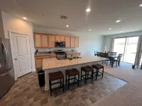 4-bedroom house in wonderful Perris with WiFi, AC 페리스 호텔