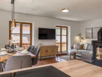 Alpinestay #1 - Apartment for 6: Mountain View, Balcony, Fireplace, Cinema, Yoga, Parking Lot