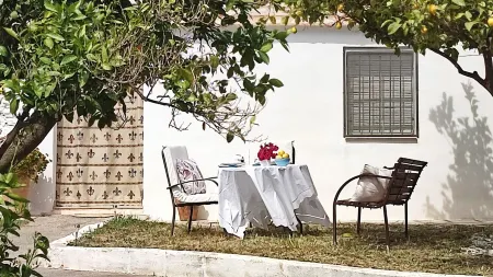 Cozy farmhouse with pool in La Alpujarra Отели в г. Орхива