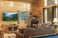 Unrestricted Mountain Views and Theater Room - Stunning Luxury Retreat